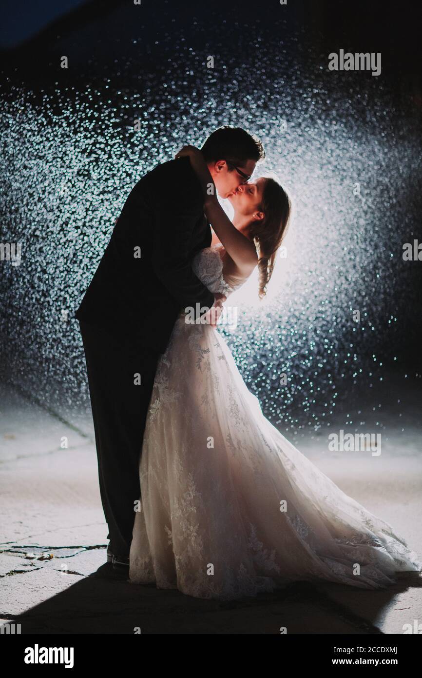 Kissing In The Rain High Resolution Stock Photography and Images - Alamy
