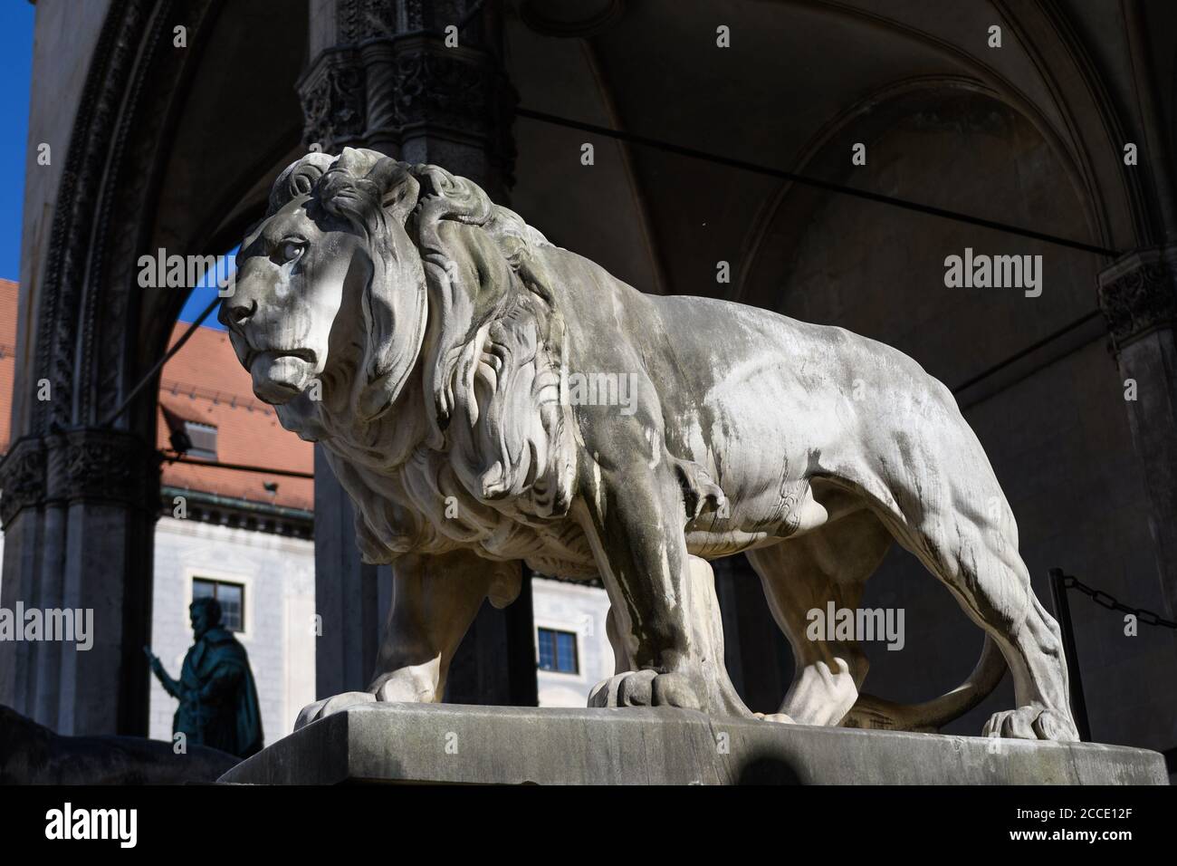 Munich, Germany A stone lion sculpture at the Feldherrenhalle Stock