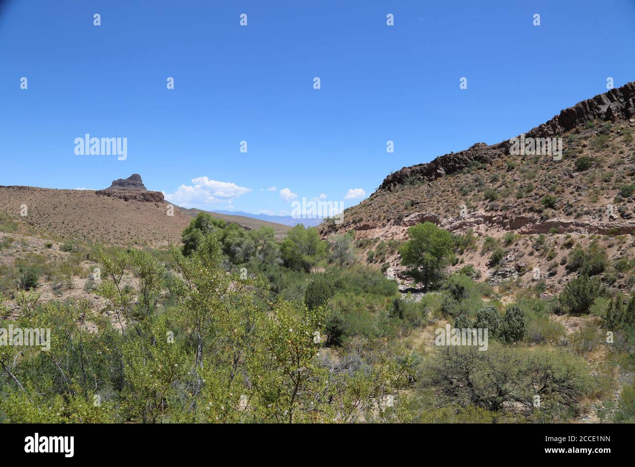 desert landscapes along Route 66 near the Arizona California border Stock Photo - Alamy