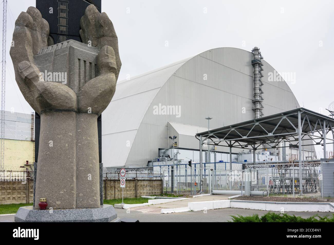 Chernobyl (Chornobyl), damaged nuclear reactor 4 with New Safe Confinement (NSC or New Shelter or second sarcophagus) in Chernobyl (Chornobyl) Exclusi Stock Photo