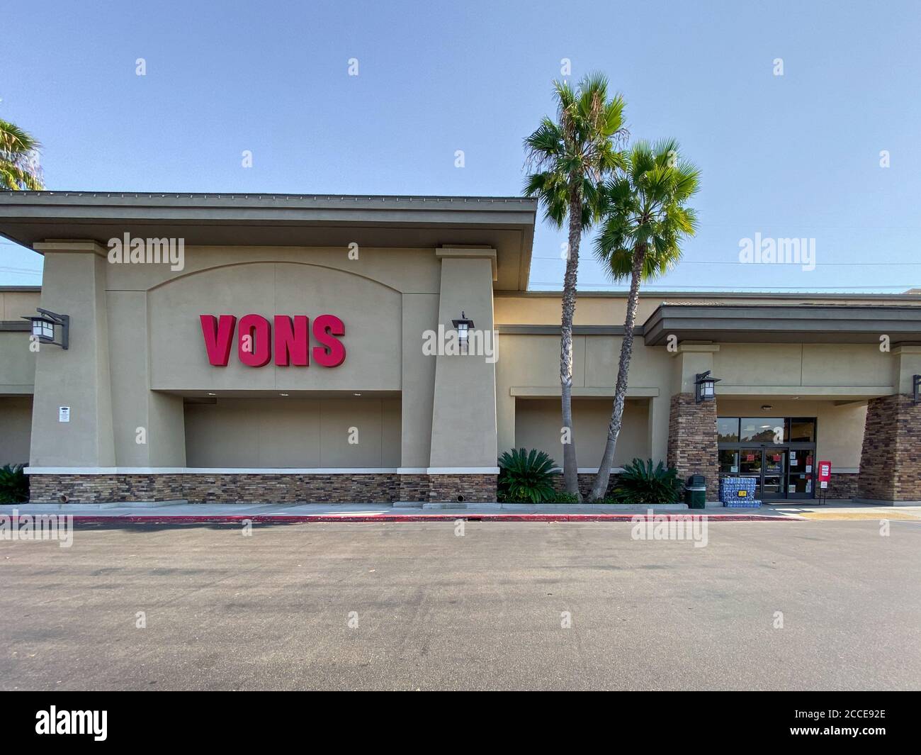 Vons supermarket chain owned by Albertsons in San Diego, California