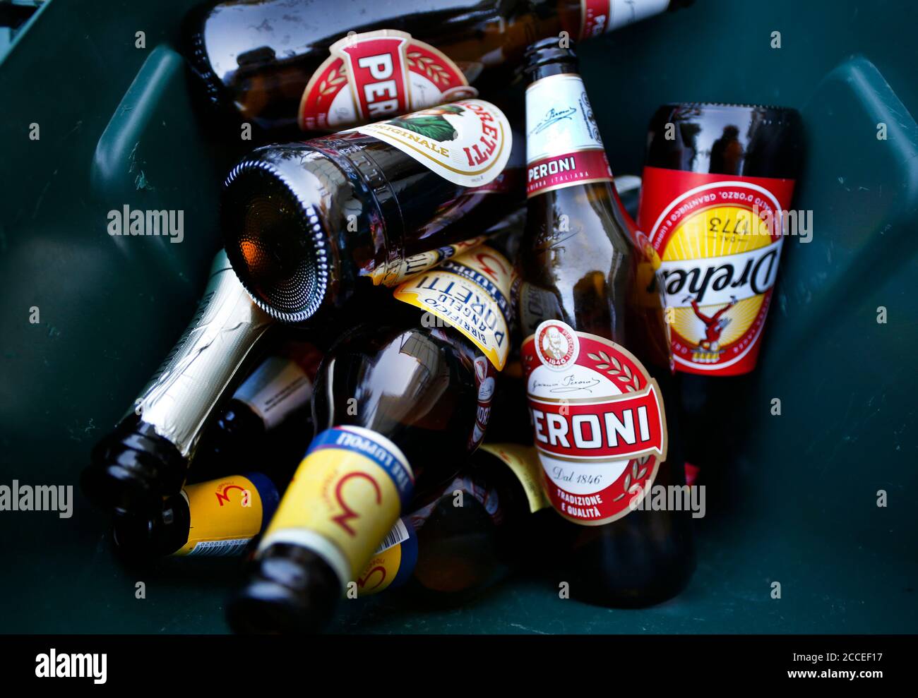 Beer bottles bin hires stock photography and images Alamy