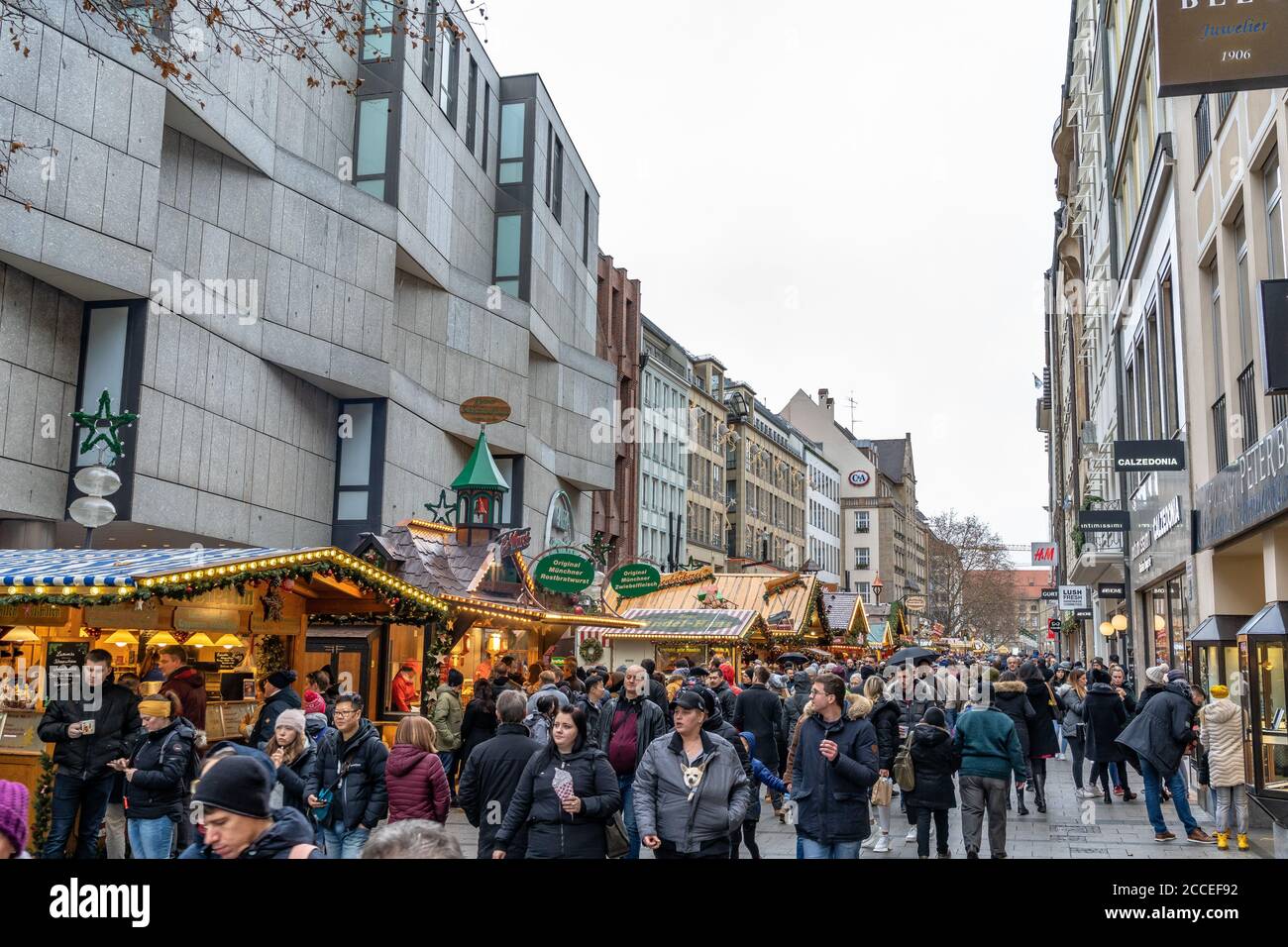 Europe, Germany, Bavaria, Munich, Christmas market in Munich city center Stock Photo
