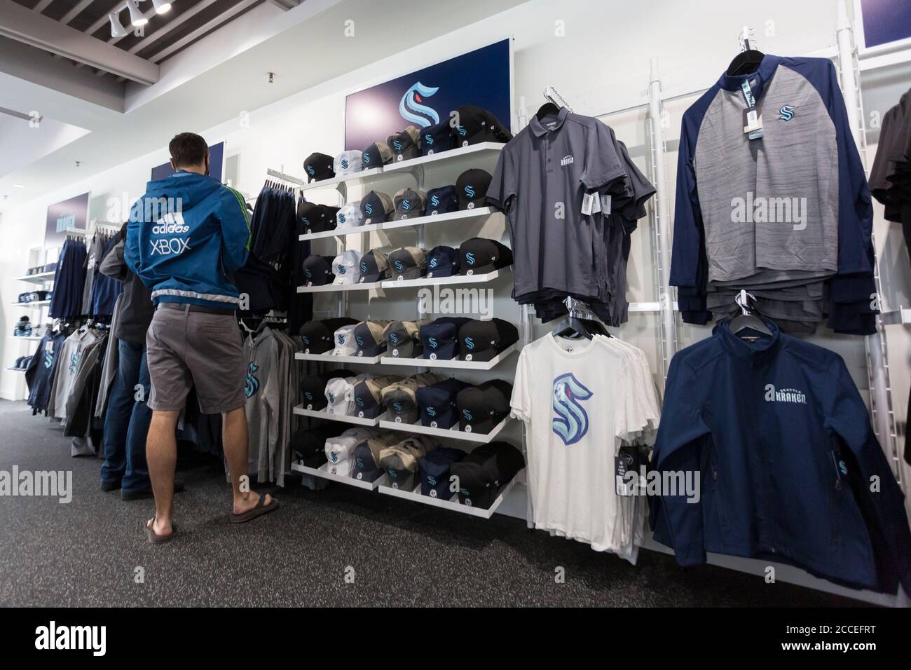 NHL hockey players sweaters for sale at the NHL store on Avenue of the  Americas in Midtown Manhattan, New York City Stock Photo - Alamy