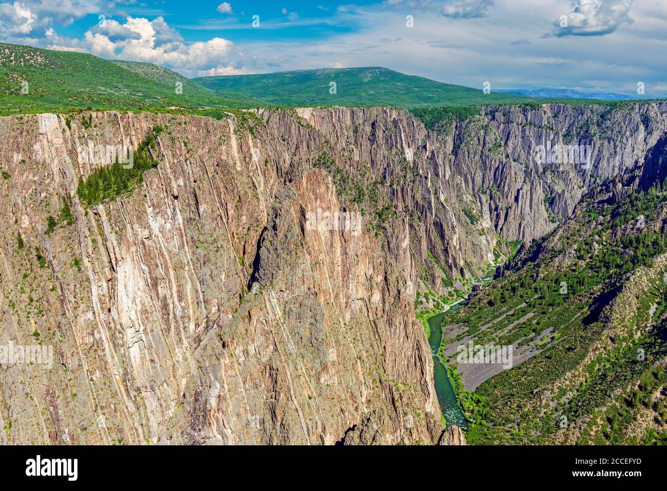 The Gunnison river and the steep Black Canyon near sunset, Black Canyon of the Gunnison National Park, Colorado, United States of America (USA). Stock Photo