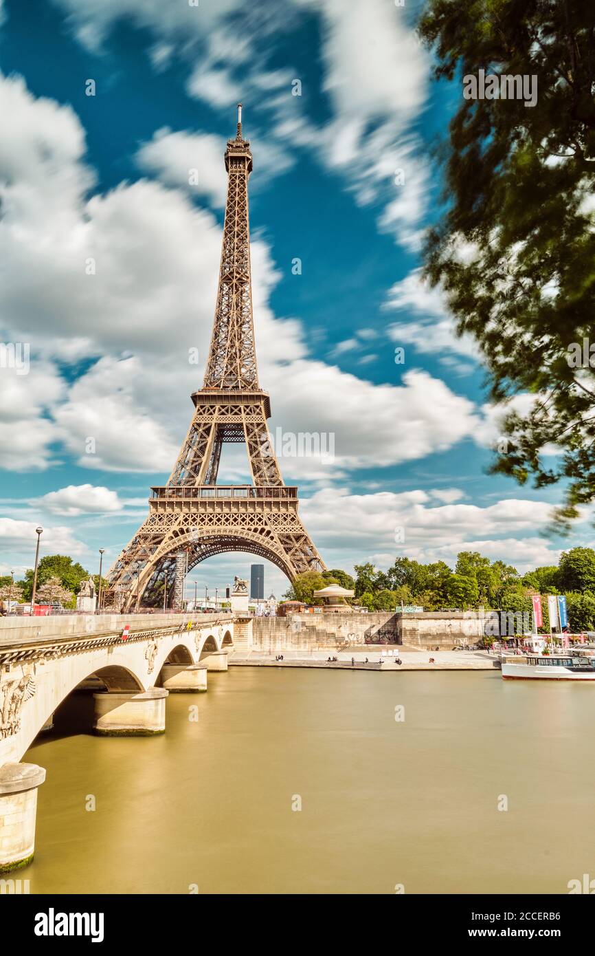 Europe, France, Paris, Eiffeltower, La tour Eiffel, champ de mars,7. Arrondissement Stock Photo