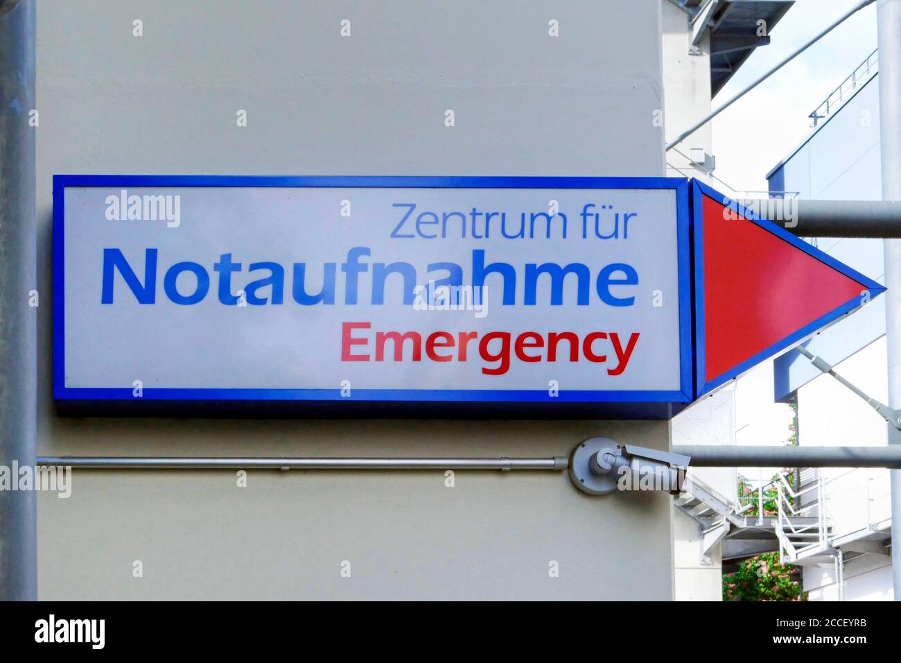 Emergency room sign hires stock photography and images Alamy