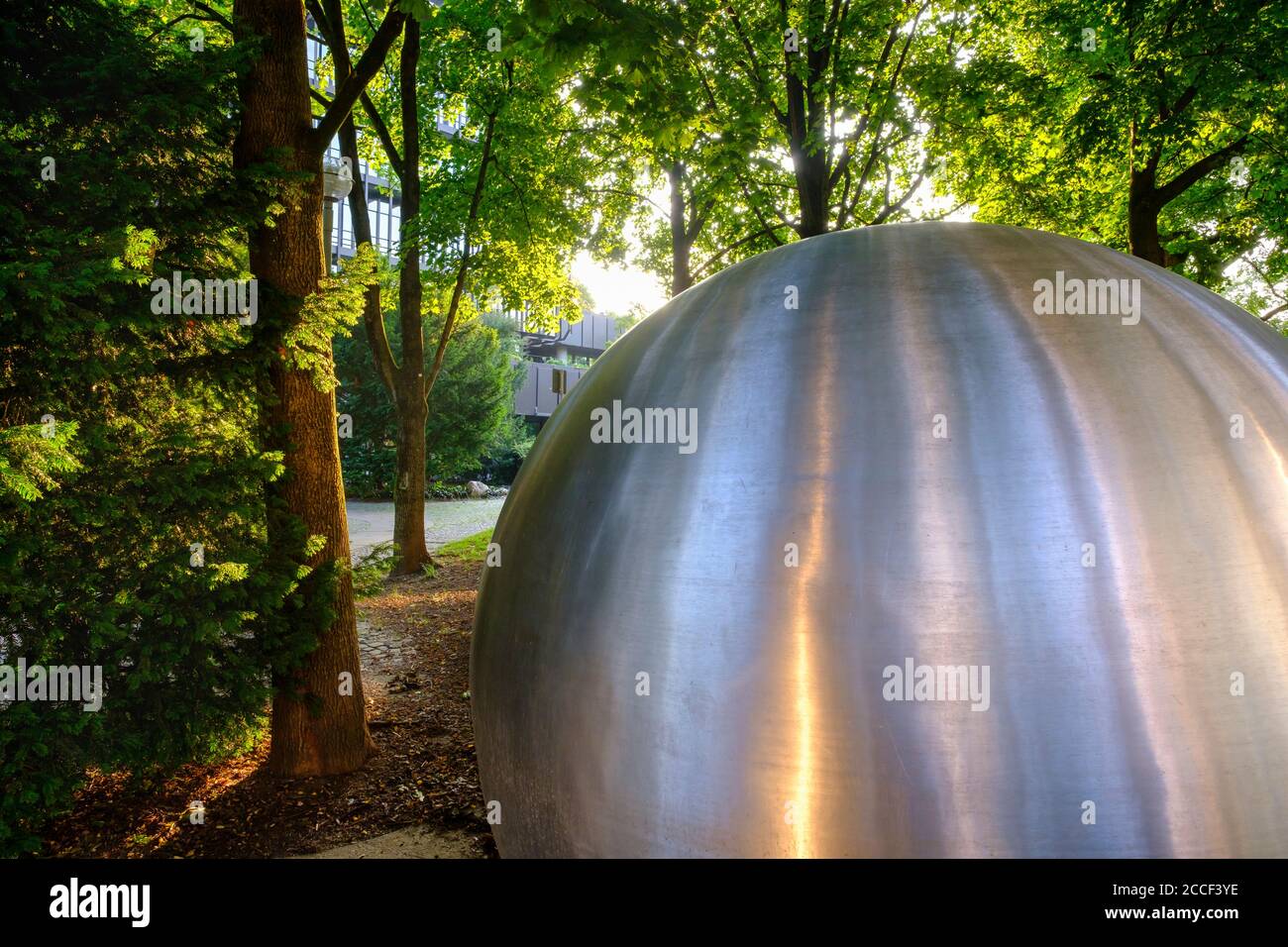 Stainless steel balls and spherical caps by André Volten, 1980, at the European Patent Office, Isarvorstadt, Munich, Upper Bavaria, Bavaria, Germany Stock Photo