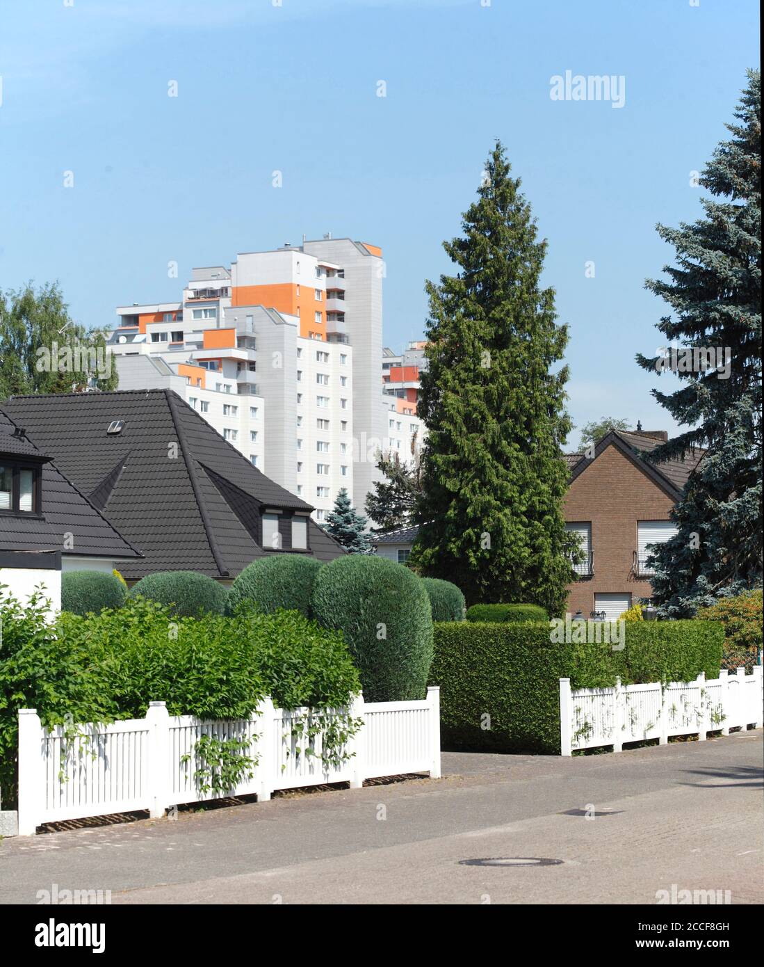 High rise skyscraper skyscrapers building buildings multi family