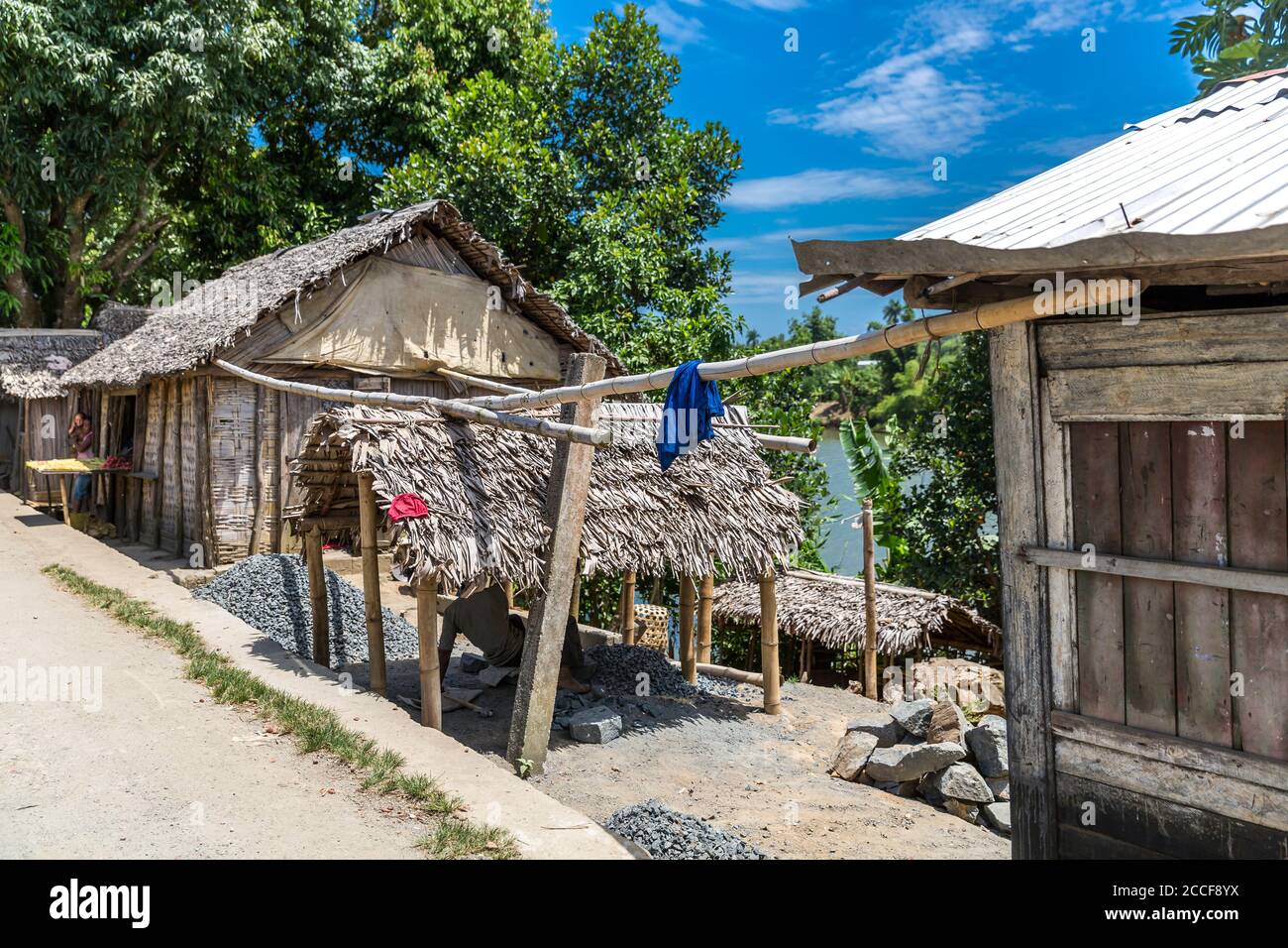 Simple huts, Ivoloina, Taomasina, Tamatave, Madagascar, Africa, Indian Ocean Stock Photo