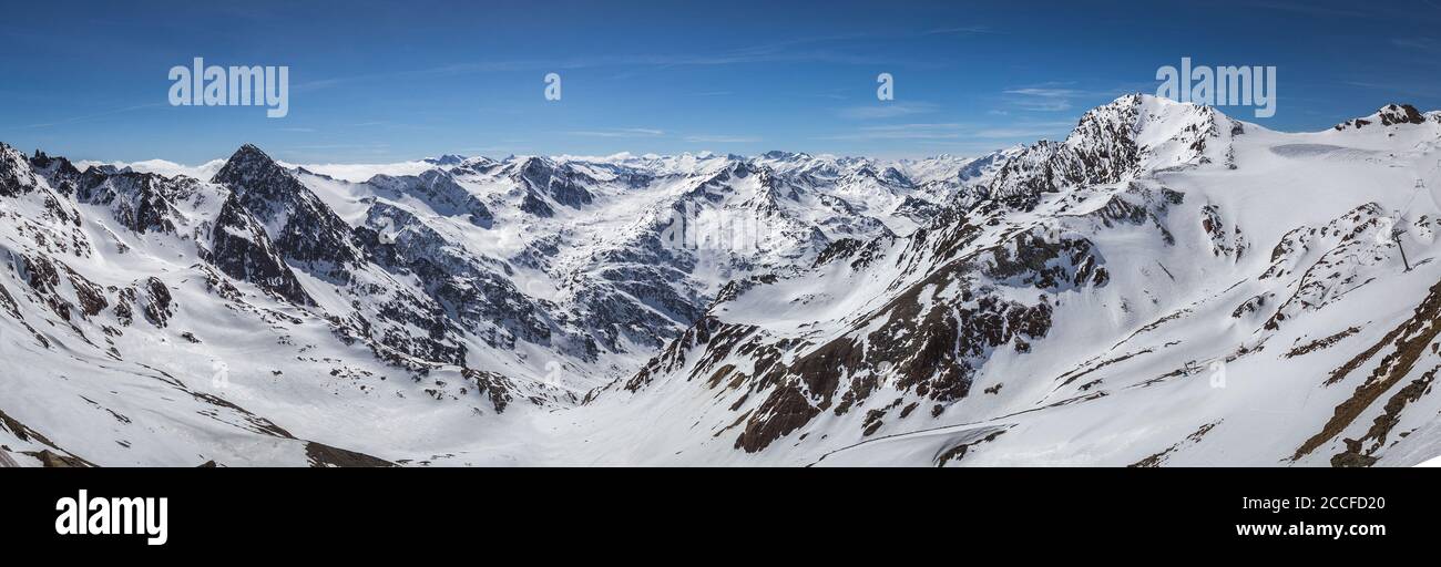 Glacier panorama hi-res stock photography and images - Alamy