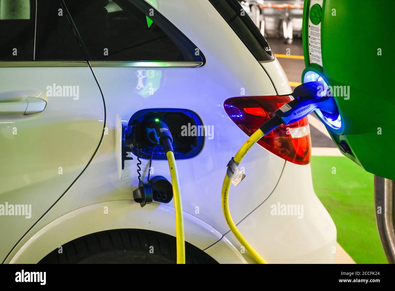 Electric car charging station Stock Photo Alamy