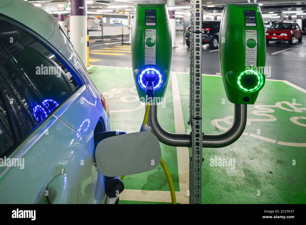 Electric car charging station Stock Photo Alamy
