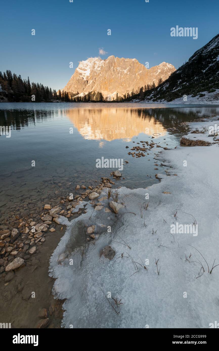 On the banks of the Seebensee in Tyrol, with a view of the Wetterstein ...