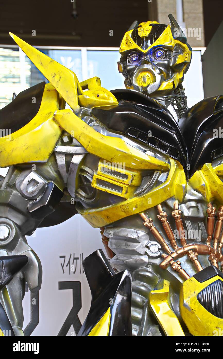 The Replica Of Bumblebee Robot Statue From Transformers Age Of Extinction Were Display At Osaka Station Stock Photo Alamy