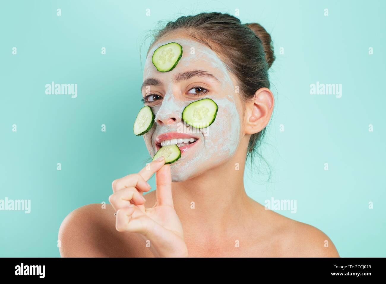 Download Face Mask Beauty Cucumber High Resolution Stock Photography And Images Alamy PSD Mockup Templates