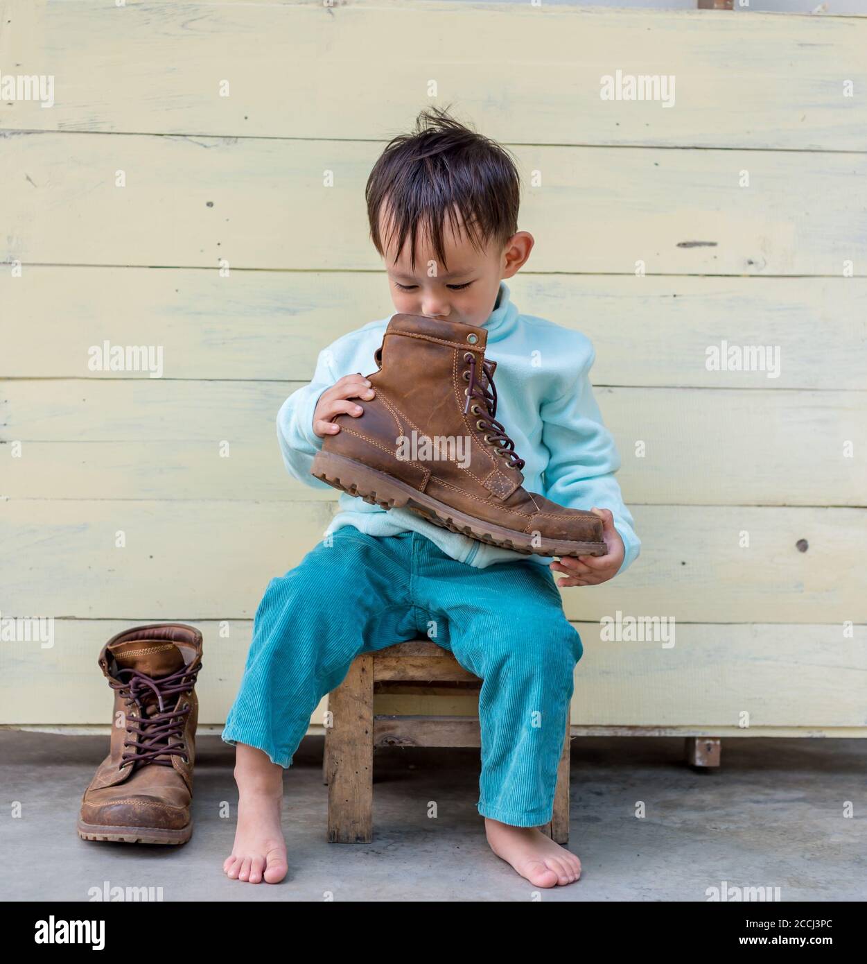 baby boy hiking boots