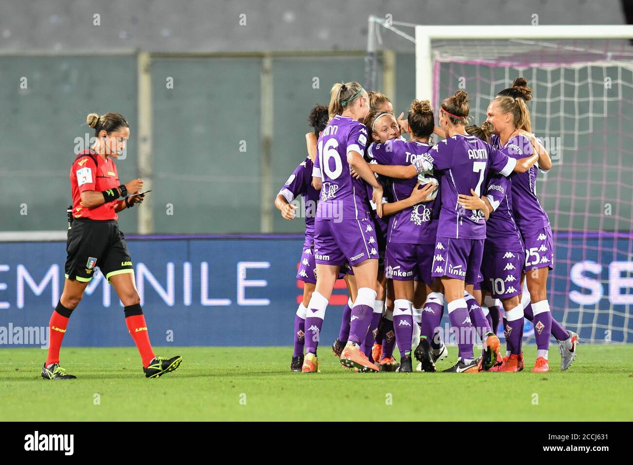 Fiorentina Femminile players celebrate the goal during ACF Fiorentina  femminile vs Inter, Italian Soccer Serie A Women Championship, Florence,  Italy Stock Photo - Alamy