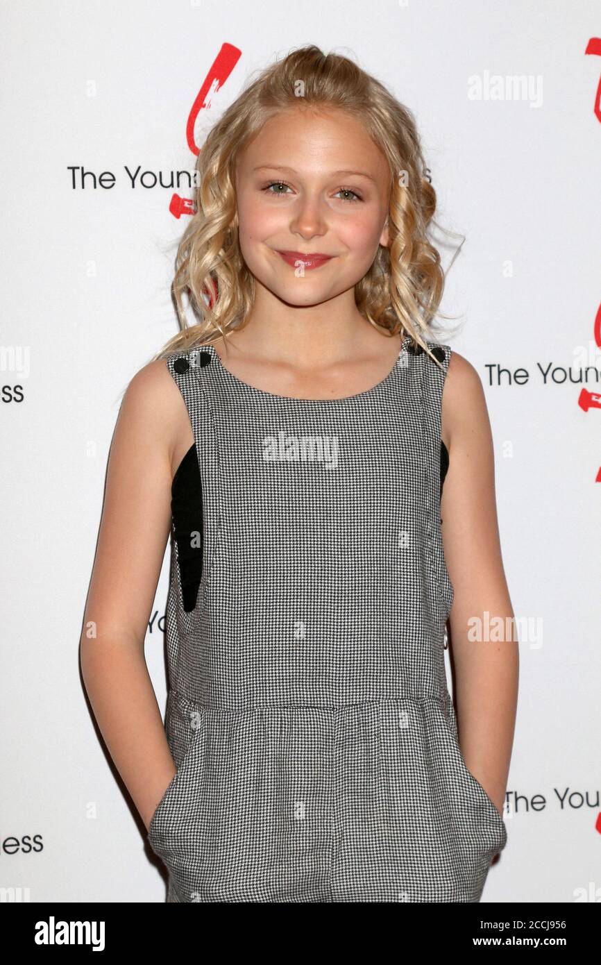 LOS ANGELES MAR 26 Alyvia Alyn Lind at the The Young and The(05)