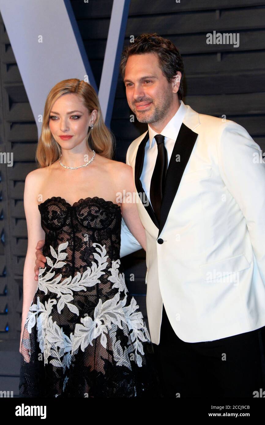 LOS ANGELES - MAR 4: Amanda Seyfried, Thomas Sadoski at the 24th Vanity