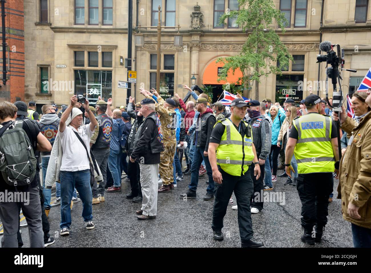 Right wing marchers, kettled in protest, in Nottingham Stock Photo