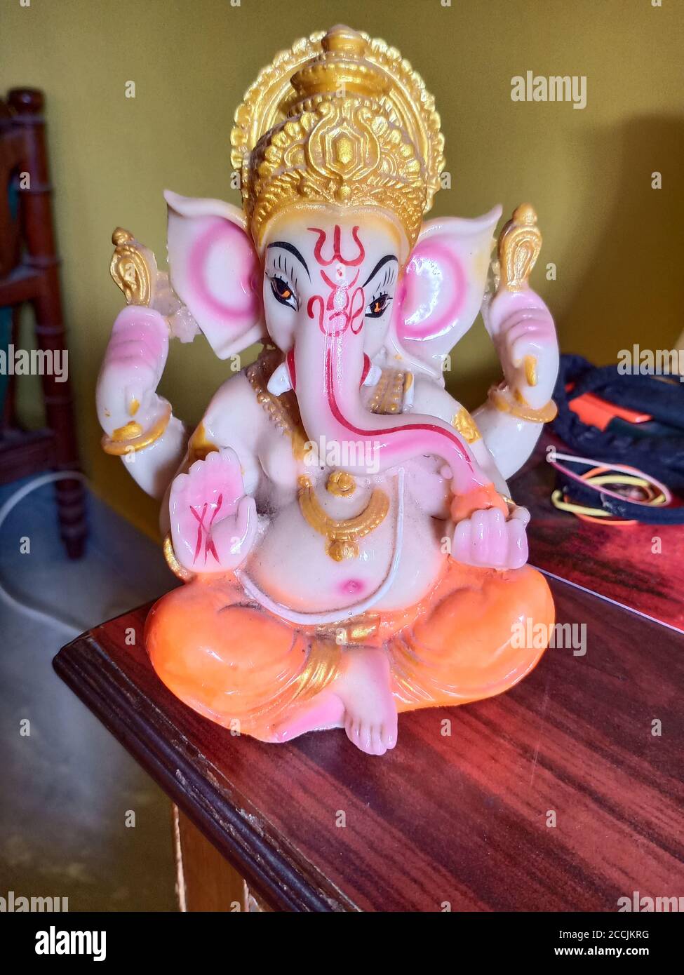 idols of lord ganesha made with marble stone Stock Photo Alamy