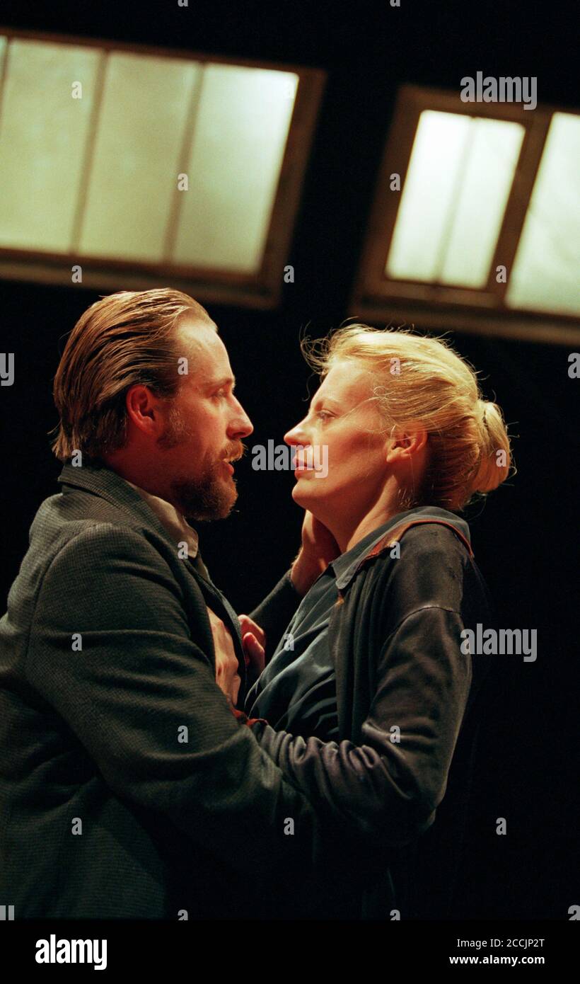 UNCLE VANYA by Anton Chekhov English version by David Lan design: Vicki Mortimer lighting: Paule Constable director: Katie Mitchell  Stephen Dillane (Vanya), Anastasia Hille (Yelena) an RSC / Young Vic co-production The Young Vic, London SE1 01/04/1998 (c) Donald Cooper Stock Photo