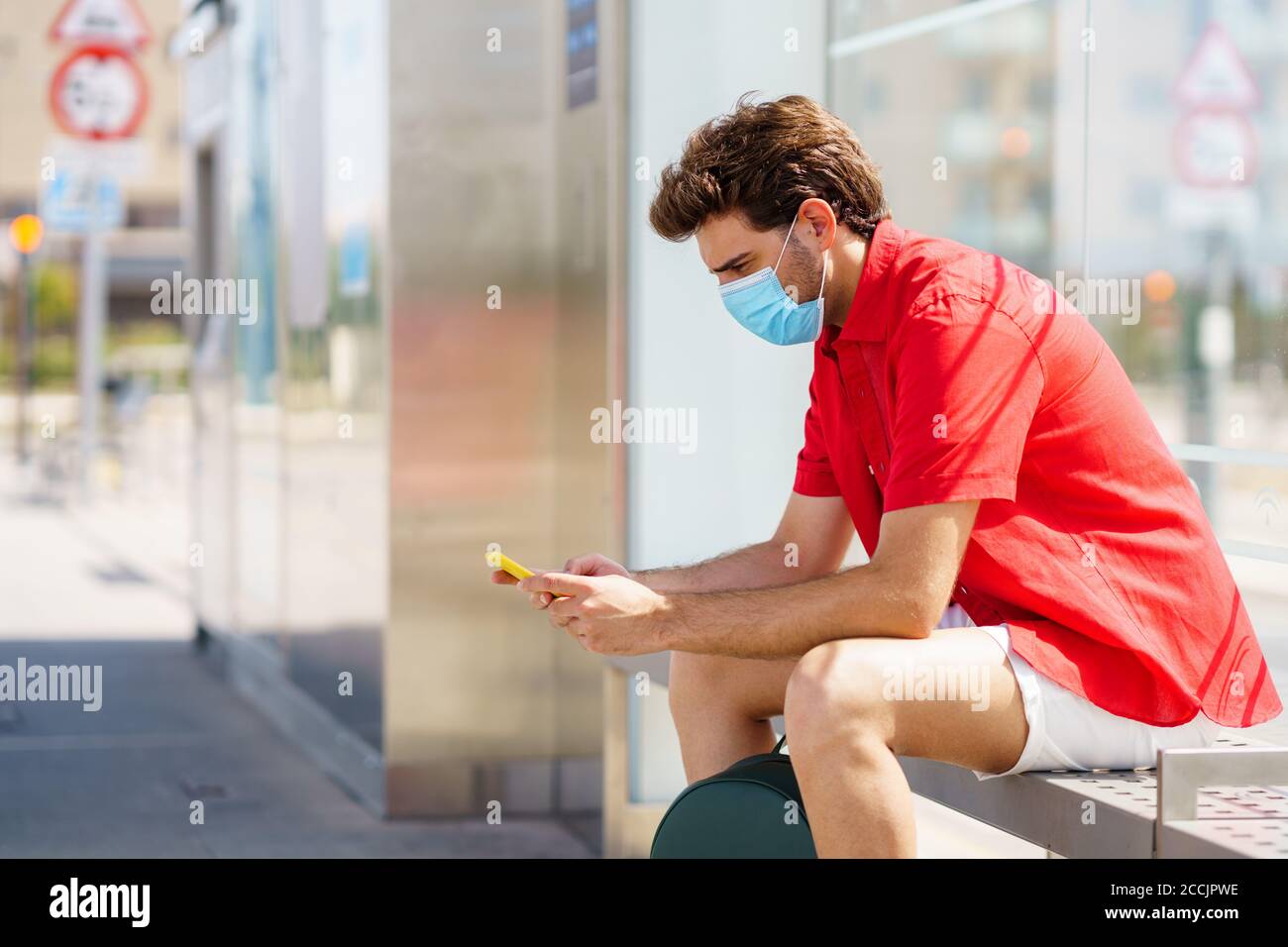 Wearing surgical mask train hi-res stock photography and images - Alamy