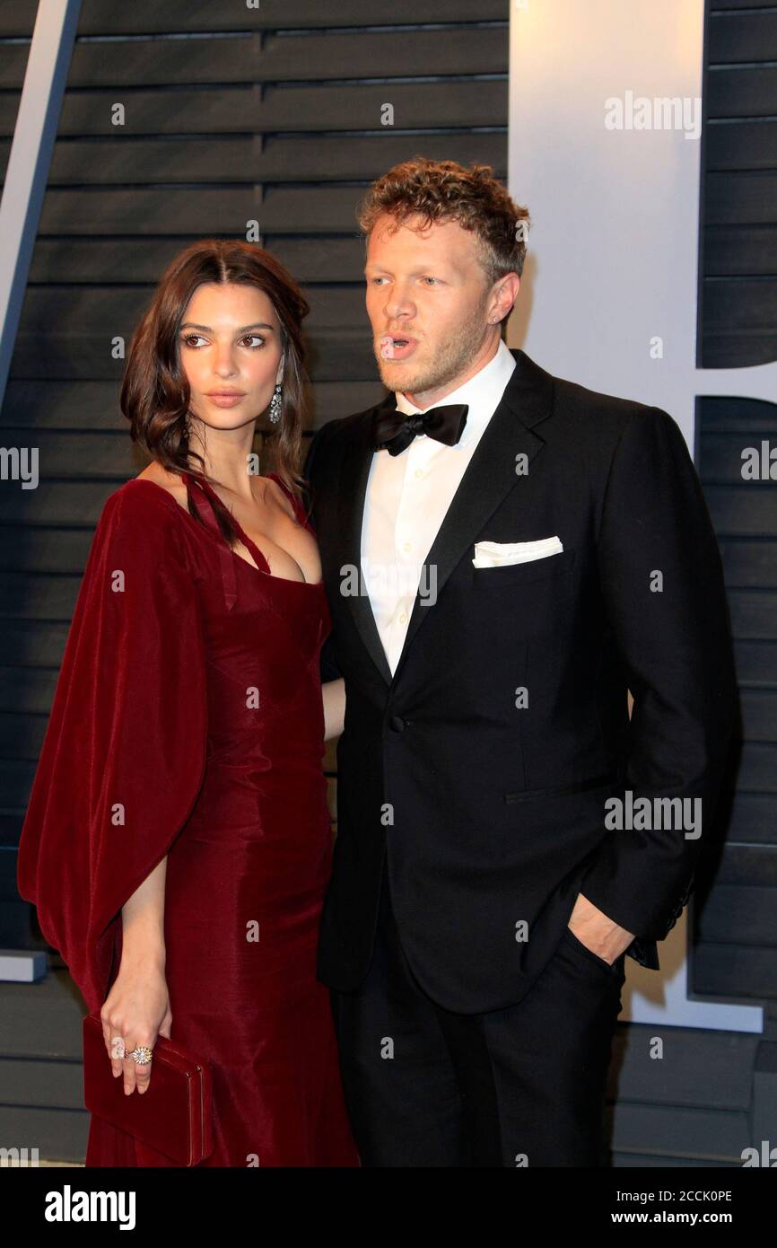 LOS ANGELES - MAR 4:  Emily Ratajkowski, Sebastian Bear-McClard at the 24th Vanity Fair Oscar After-Party at the Wallis Annenberg Center for the Performing Arts on March 4, 2018 in Beverly Hills, CA Stock Photo