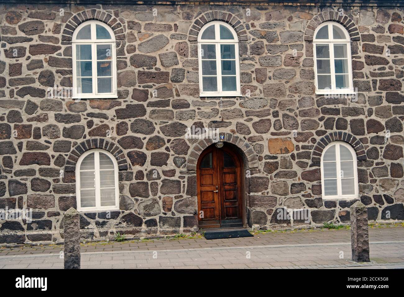 Heavy thick stone walls hires stock photography and images Alamy