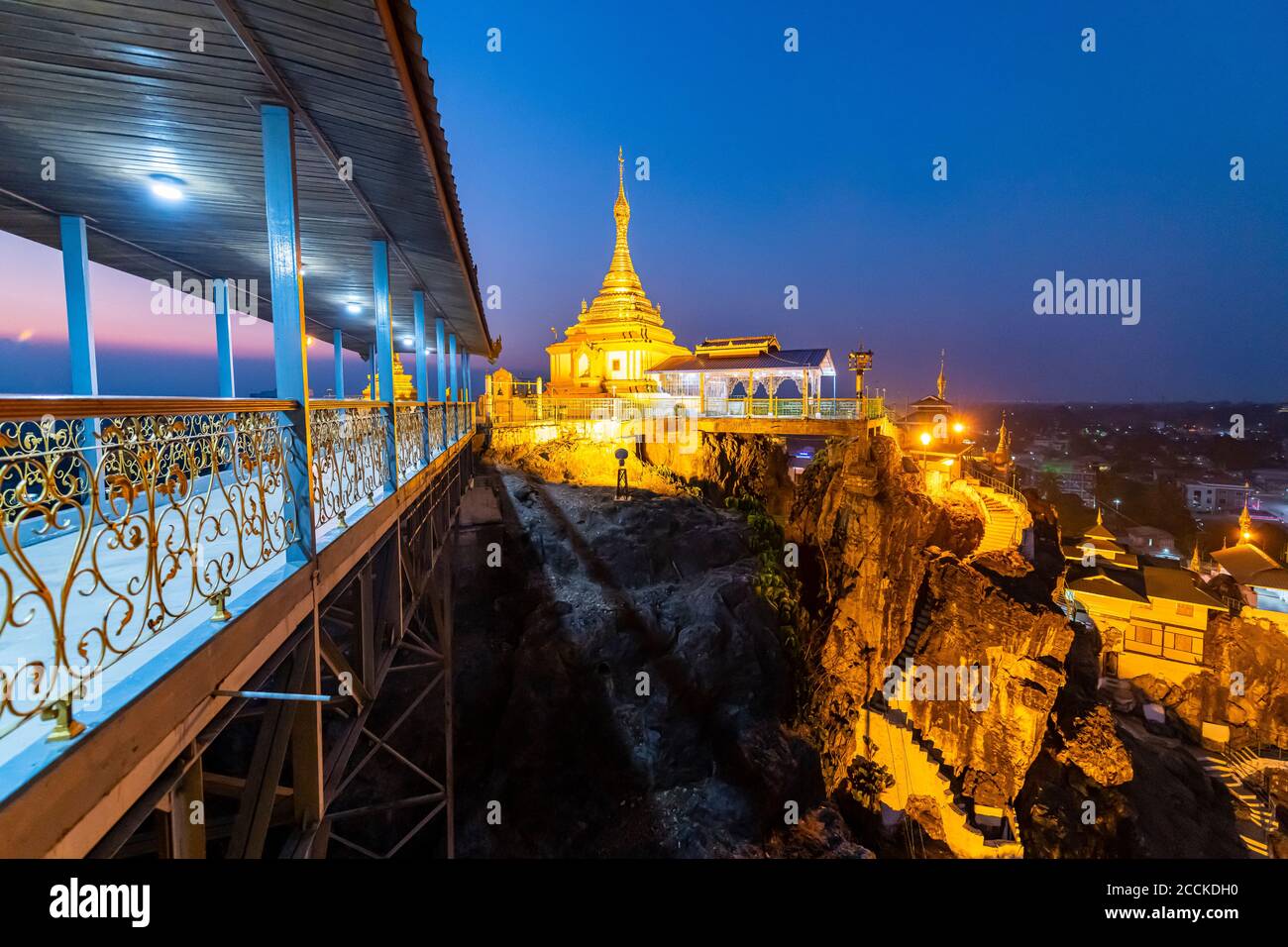 Myanmar, Kayah State, Loikaw, Elevated walkway of Taung Kwe Pagoda at dusk Stock Photo