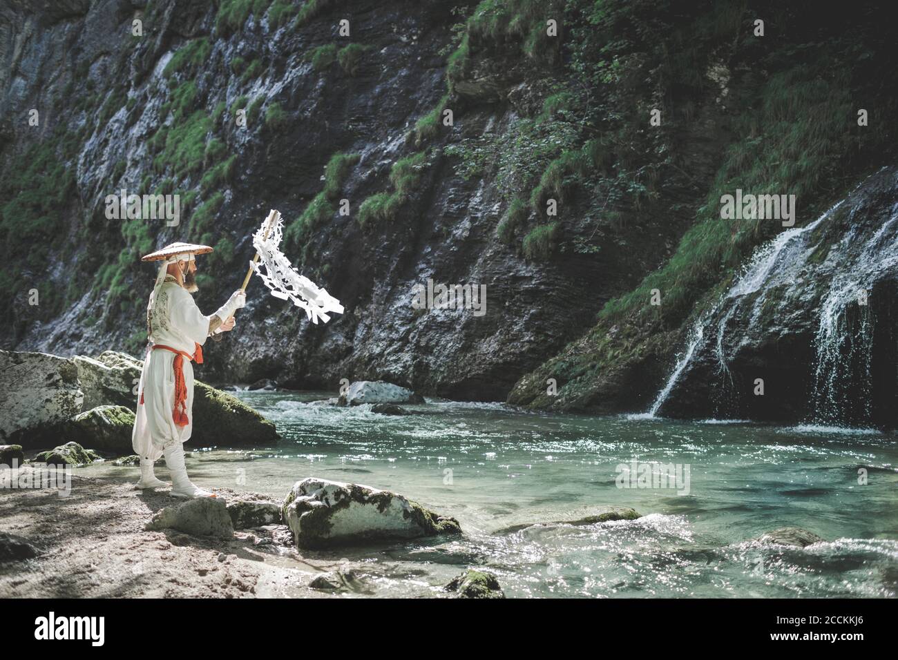 Yamabushi hi-res stock photography and images - Page 3 - Alamy Yamabushi hi-res stock photography and images - Page 3 - Alamy