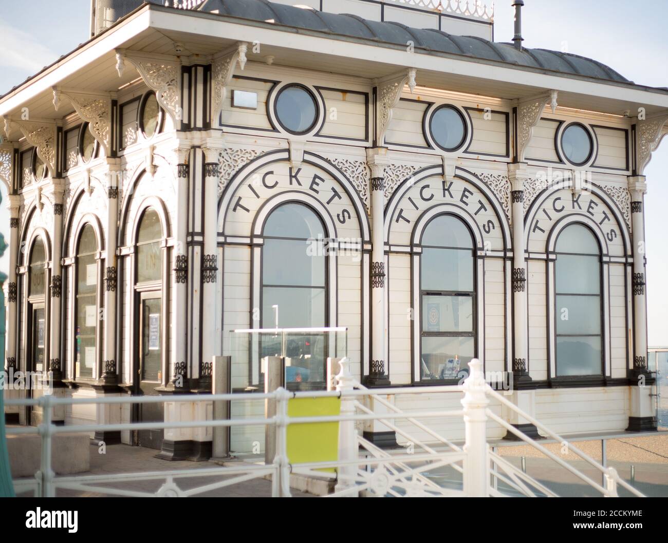 I360 Ticket Booth, Brighton, 2020.  The ticket booths located on Brighton seafront are where you buy the tickets for the BA I360 experience, Stock Photo