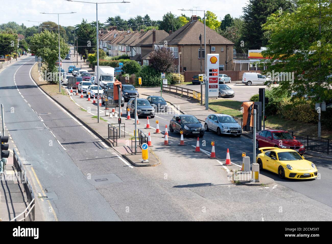 The Bell road junction of the A127 Prince Avenue with Hobleythick Lane, soon to be the site of a lengthy redesign and roadworks. Lane closure Stock Photo