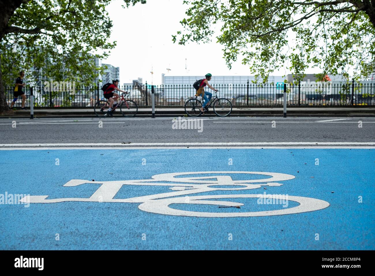 LONDON- The CS8 Cycle Superhighway in Pimlico south west London- transport for London cycle lane routes marked in blue Stock Photo