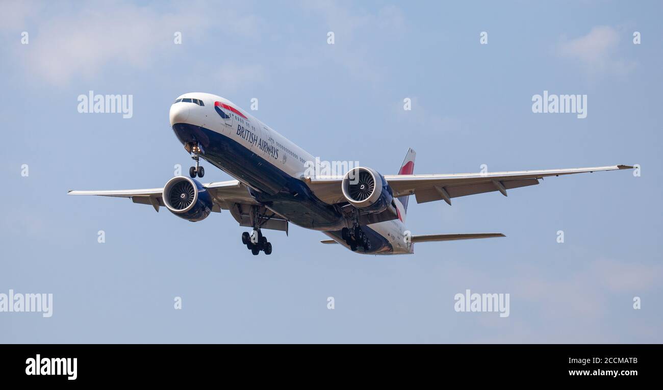British Airways Boeing 777 G-STBI on final approach to London-Heathrow Airport LHR Stock Photo