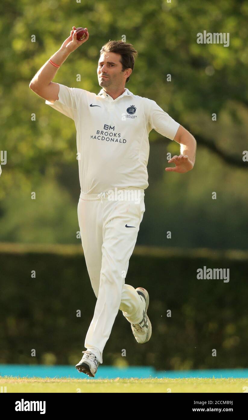 Tim Murtagh Middlesex's Tim Murtagh bowling during day two of the Bob Willis Trophy ...