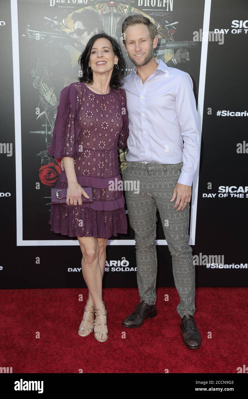 LOS ANGELES - JUN 26: Perrey Reeves, Aaron Endress-Fox at the Sicario