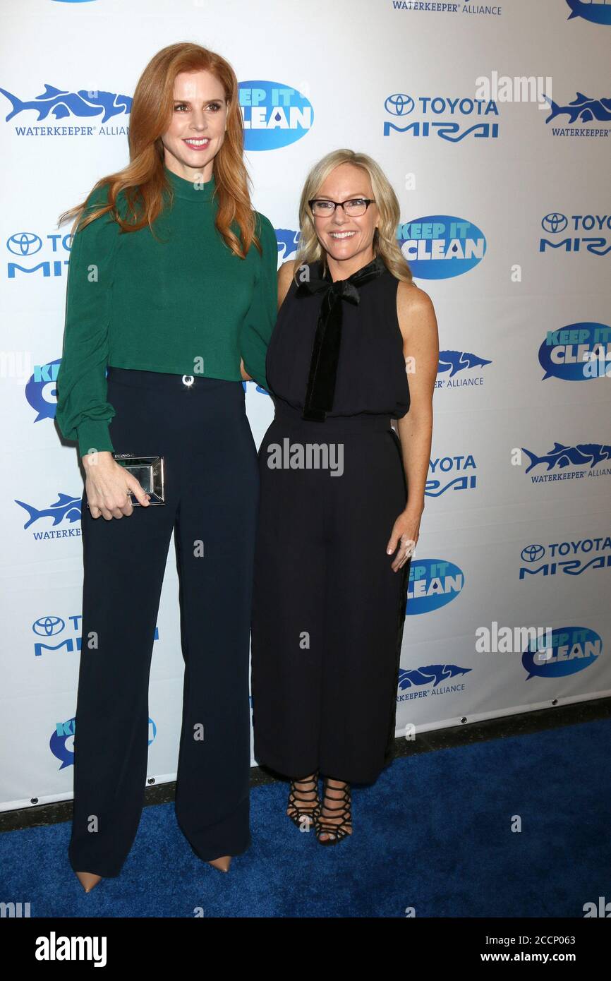 Sarah rafferty rachael harris hi-res stock photography and images - Alamy