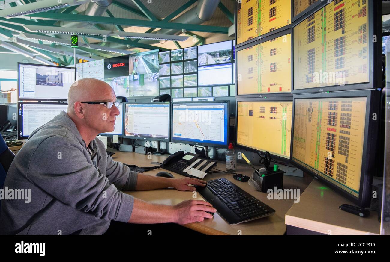 Hanover, Germany. 18th Aug, 2020. Holger Heuer, traffic manager, is based  at the traffic management center VMZ Niedersachsen and controls the  traffic. Software from the start-up Graphmaster is also used here to