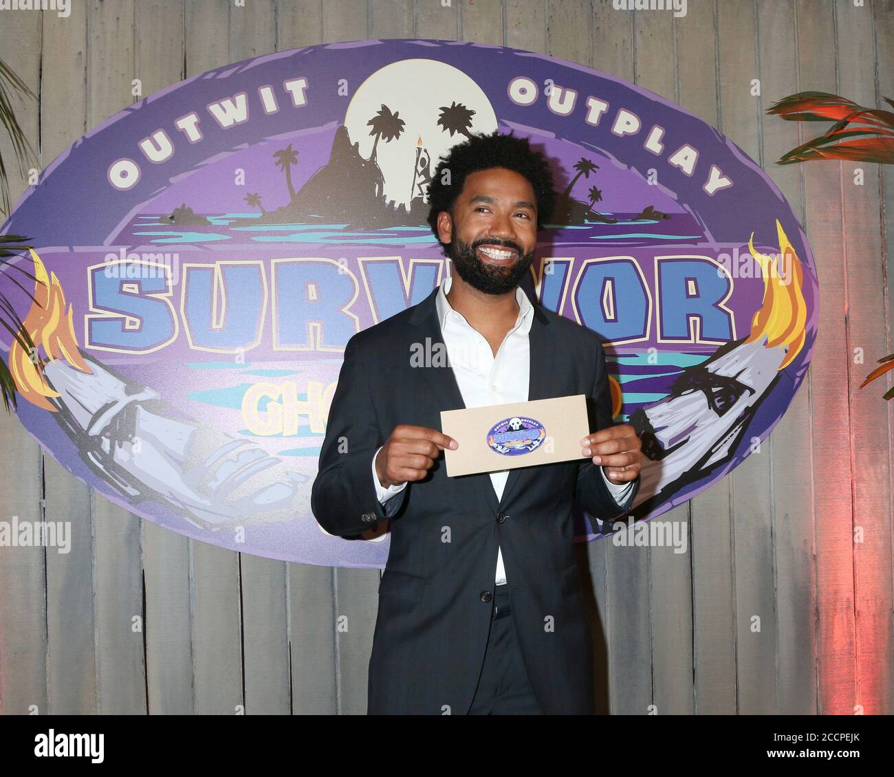 LOS ANGELES MAY 23 Wendell Holland, Winner at the Survivor Ghost
