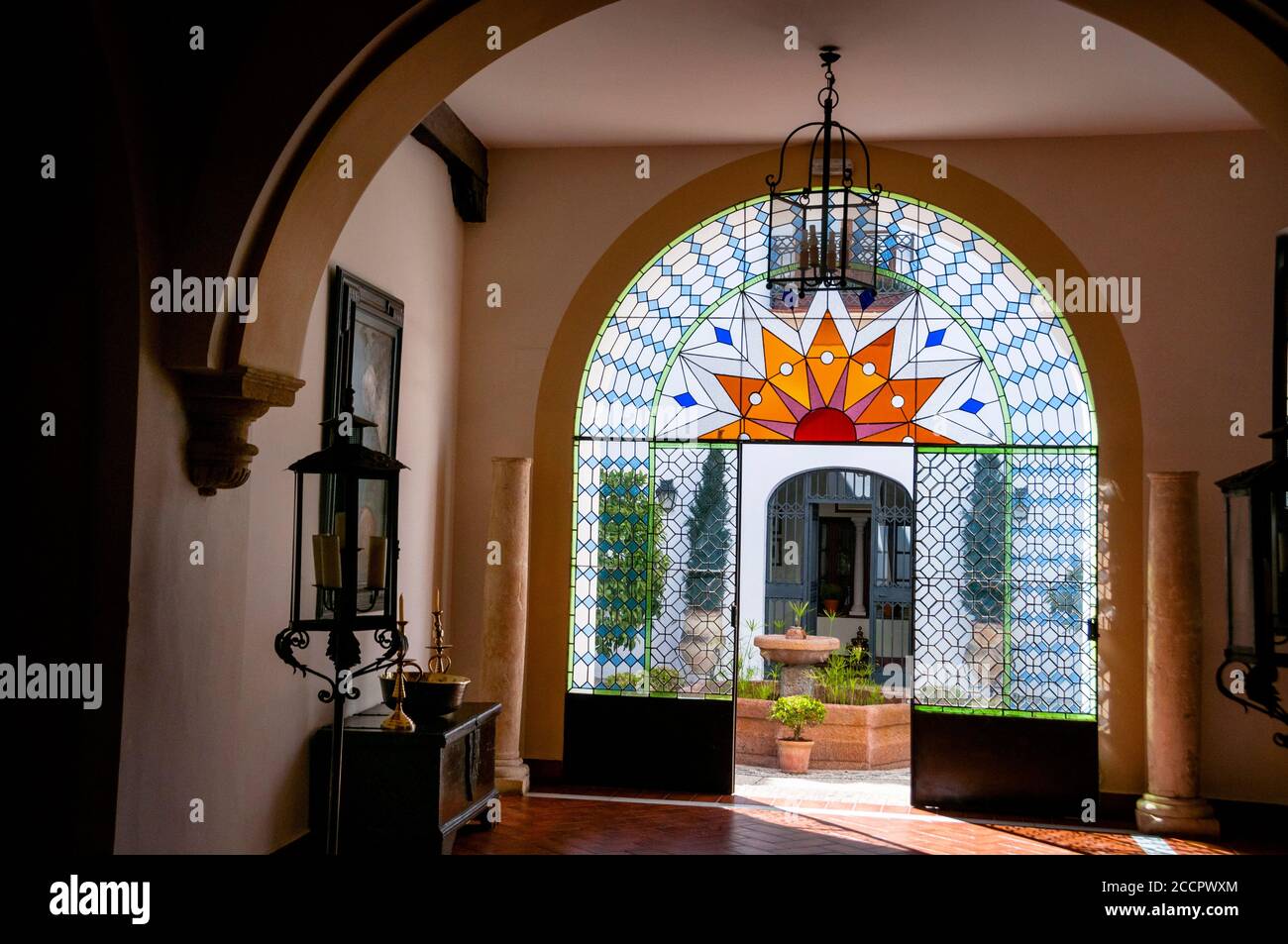 Vestibule spanish colonial hires stock photography and images Alamy