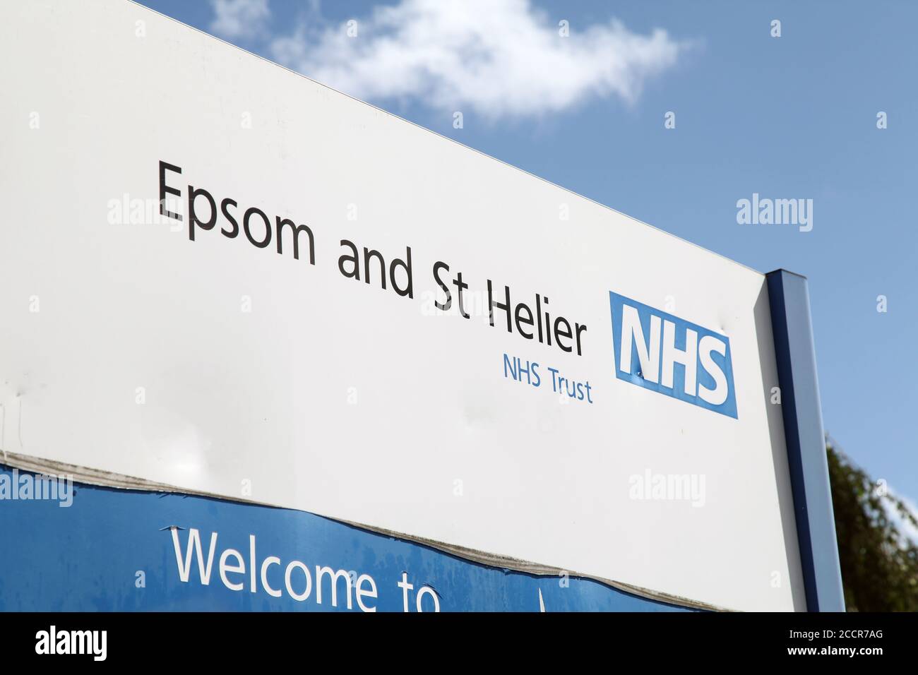 Epsom and St. Helier NHS Trust, Epsom General Hospital Entrance Sign, August 2020 Stock Photo