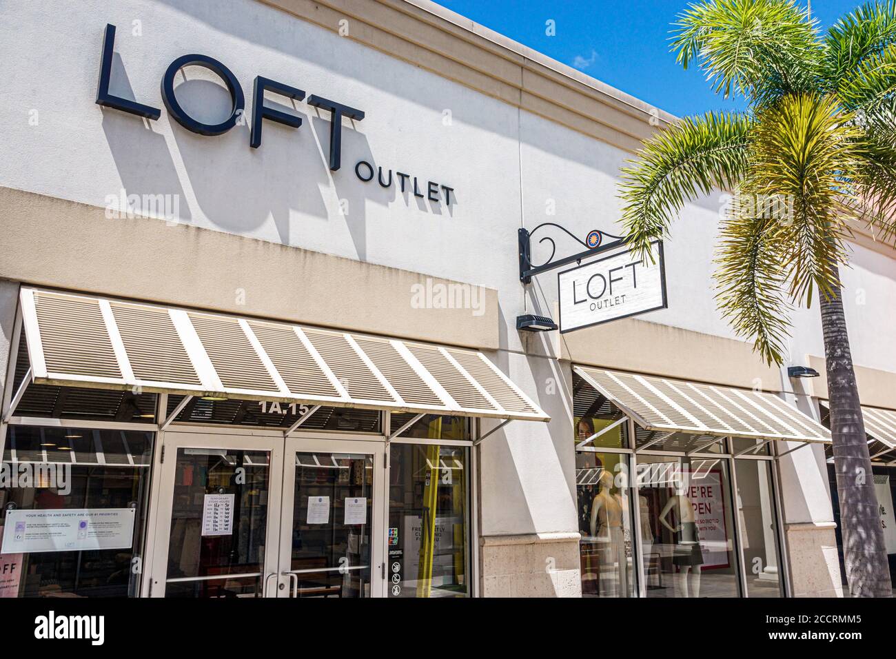 Orlando Florida,Premium Outlets,shopping shopper shoppers shop shops market  markets marketplace buying selling,retail store stores business businesses  Stock Photo - Alamy