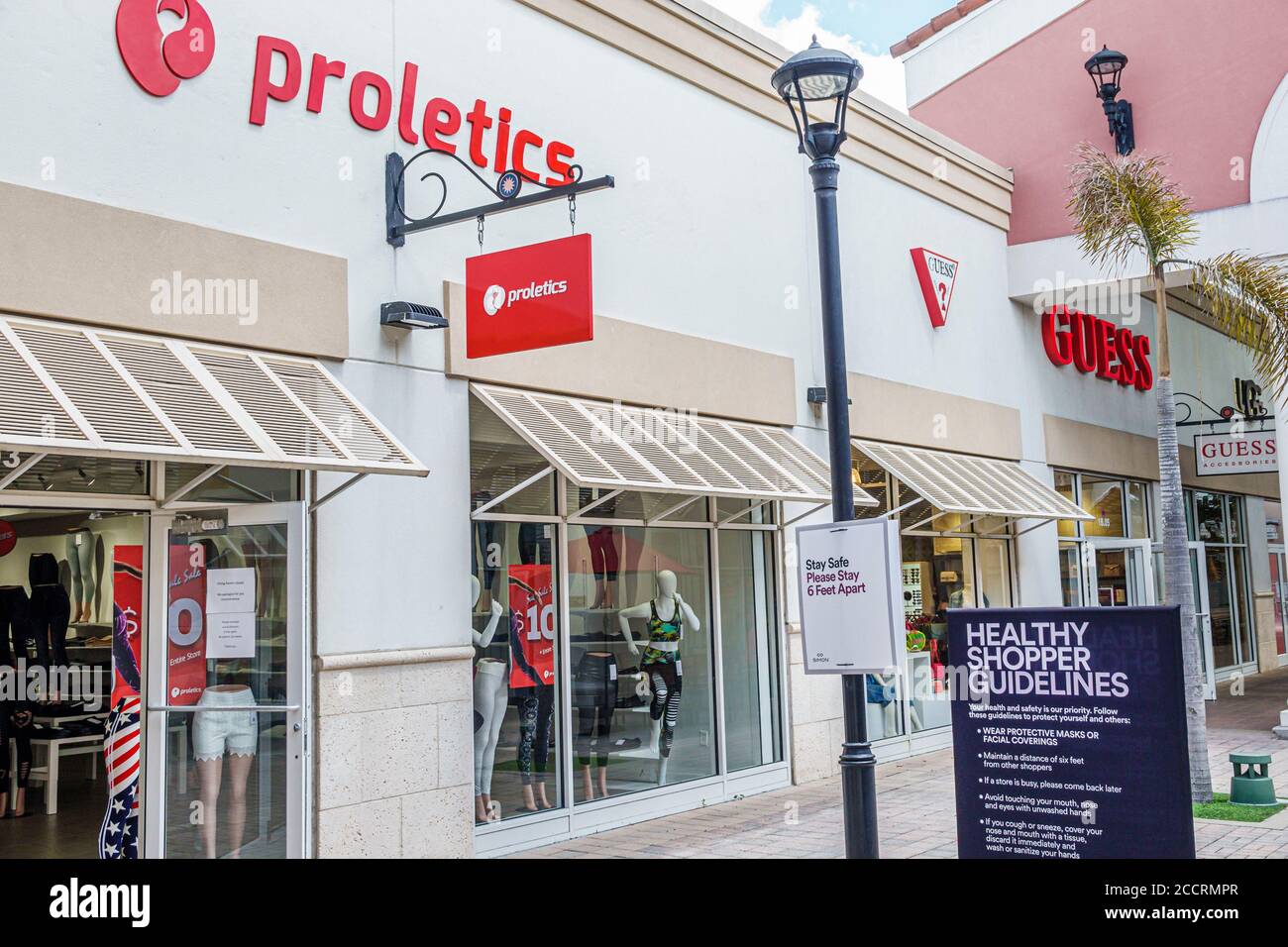 Orlando Florida,Premium Outlets,shopping shopper shoppers shop shops market  markets marketplace buying selling,retail store stores business businesses  Stock Photo - Alamy