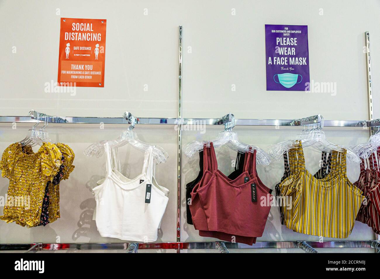 women's discount clothing stores