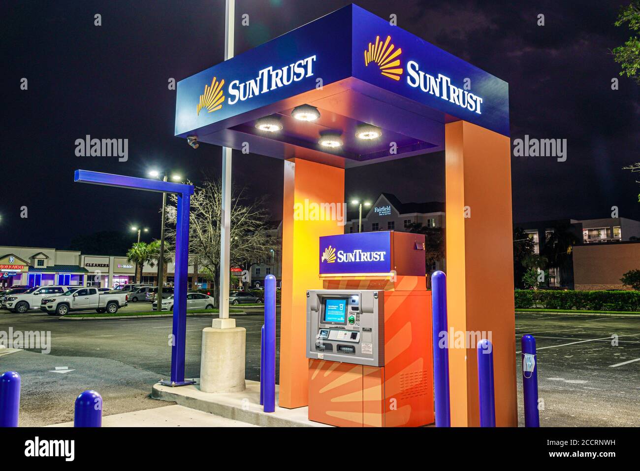 Suntrust Bank High Resolution Stock Photography And Images Alamy