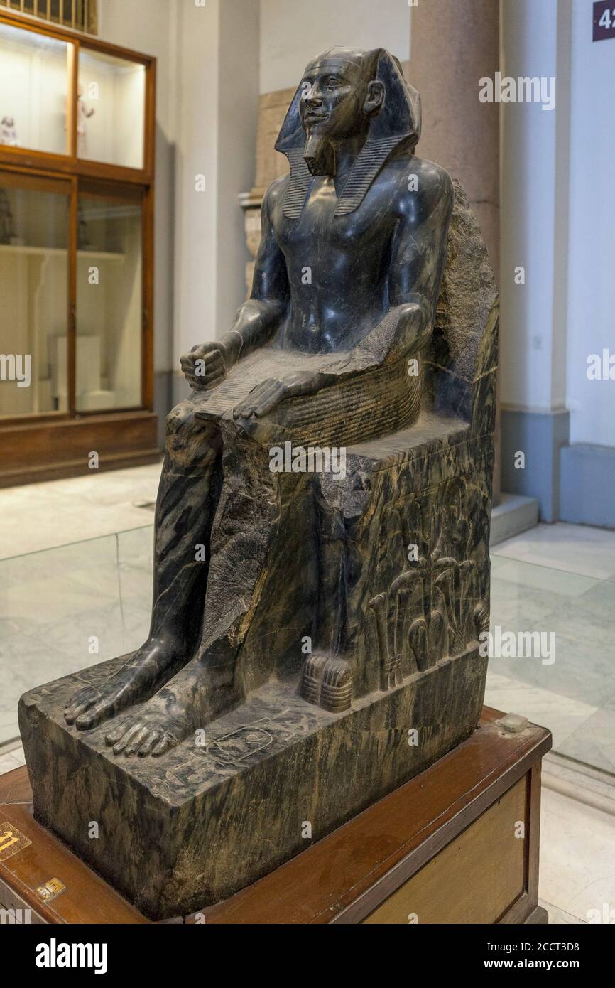 Khafre egyptian museum hires stock photography and images Alamy