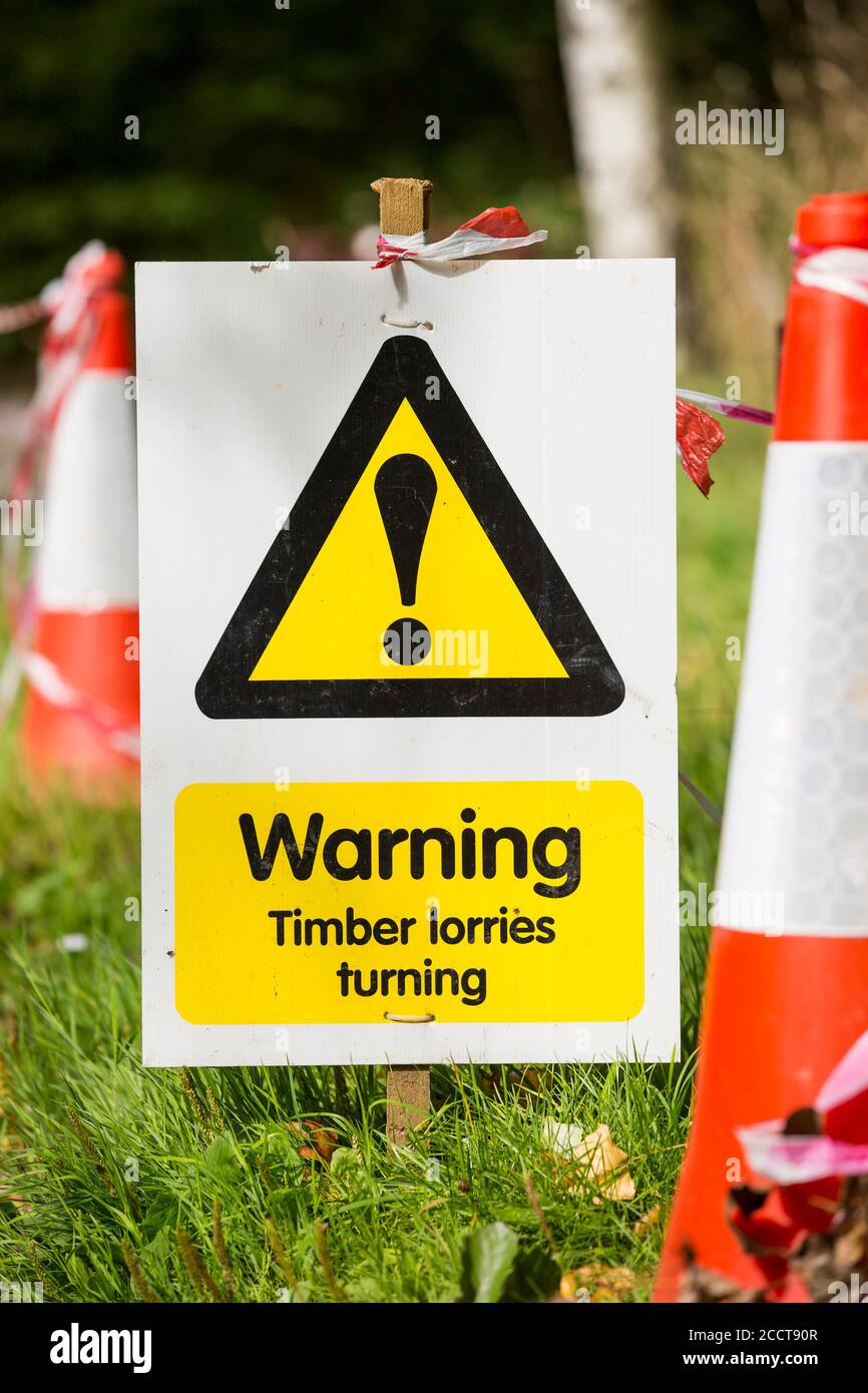 Timber warning sign hires stock photography and images Alamy