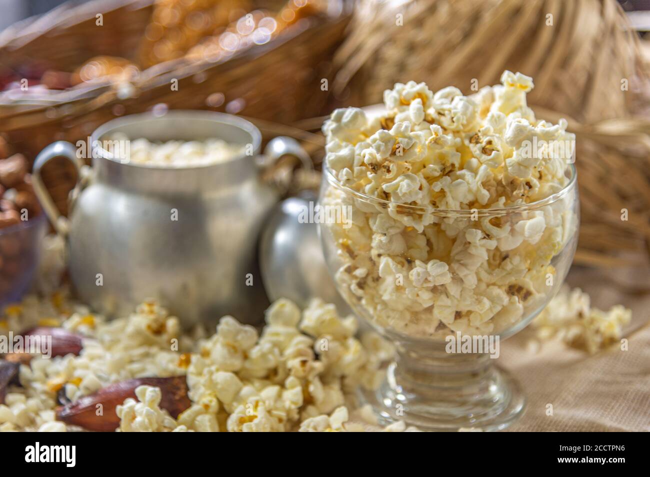 Popcorn. Typical foods. Northeast. Straw hat. Festa de São João. June